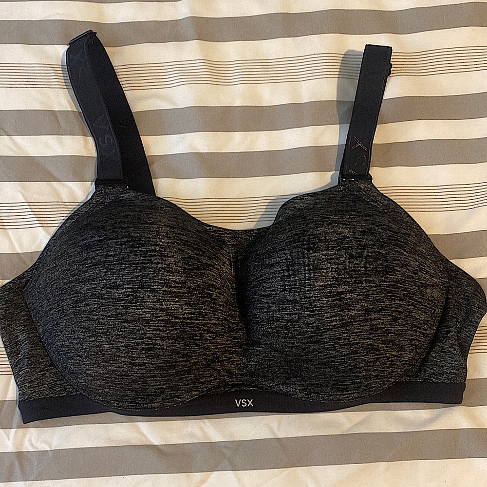 Victoria’s Secret Sports Bra, Size - 38C, black/Gray